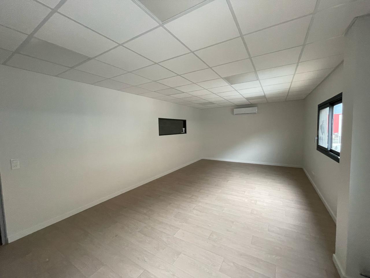 Local d'activité Montmélian 400m² Location local d'activité Montmélian Savoie OLACT2428135 7